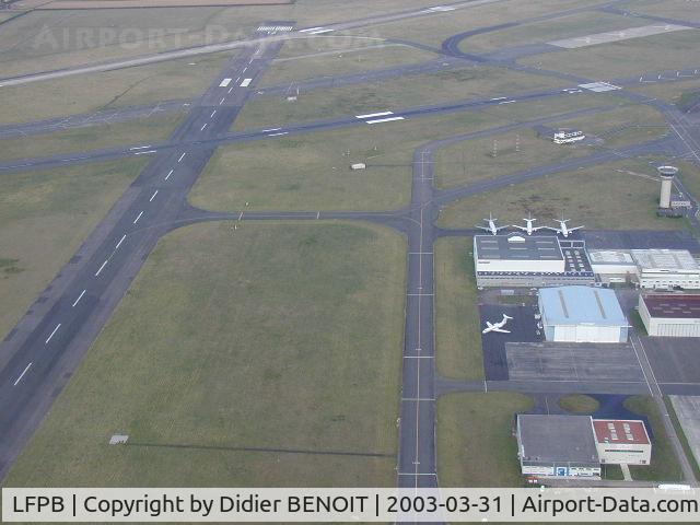 Paris Airport,  France (LFPB) - Le Bourget  - Ouvert à la CAP / Public air traffic