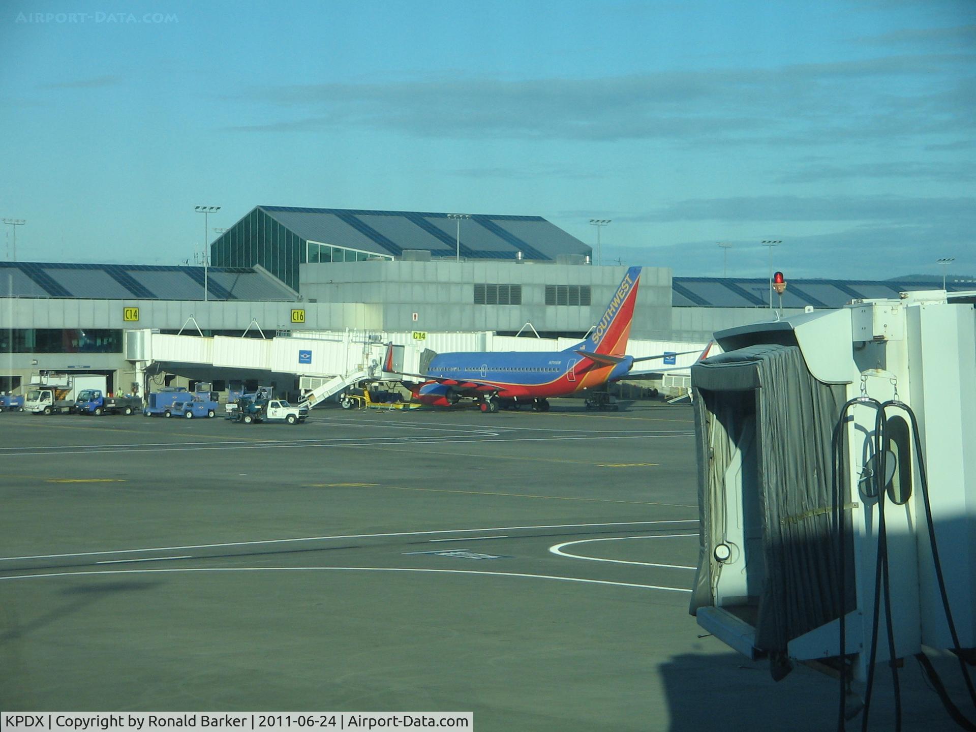 Portland International Airport (PDX) - SW at terminal