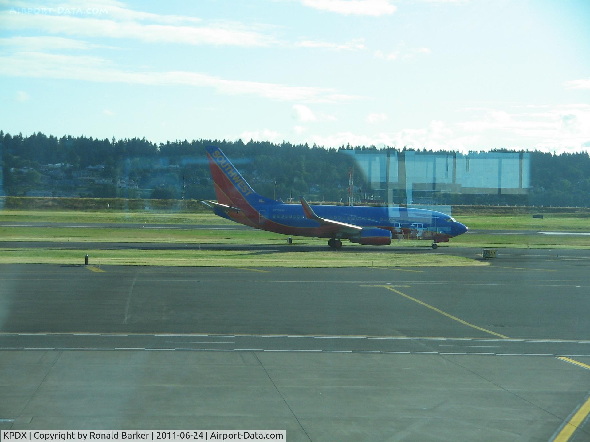Portland International Airport (PDX) - South West at PDX