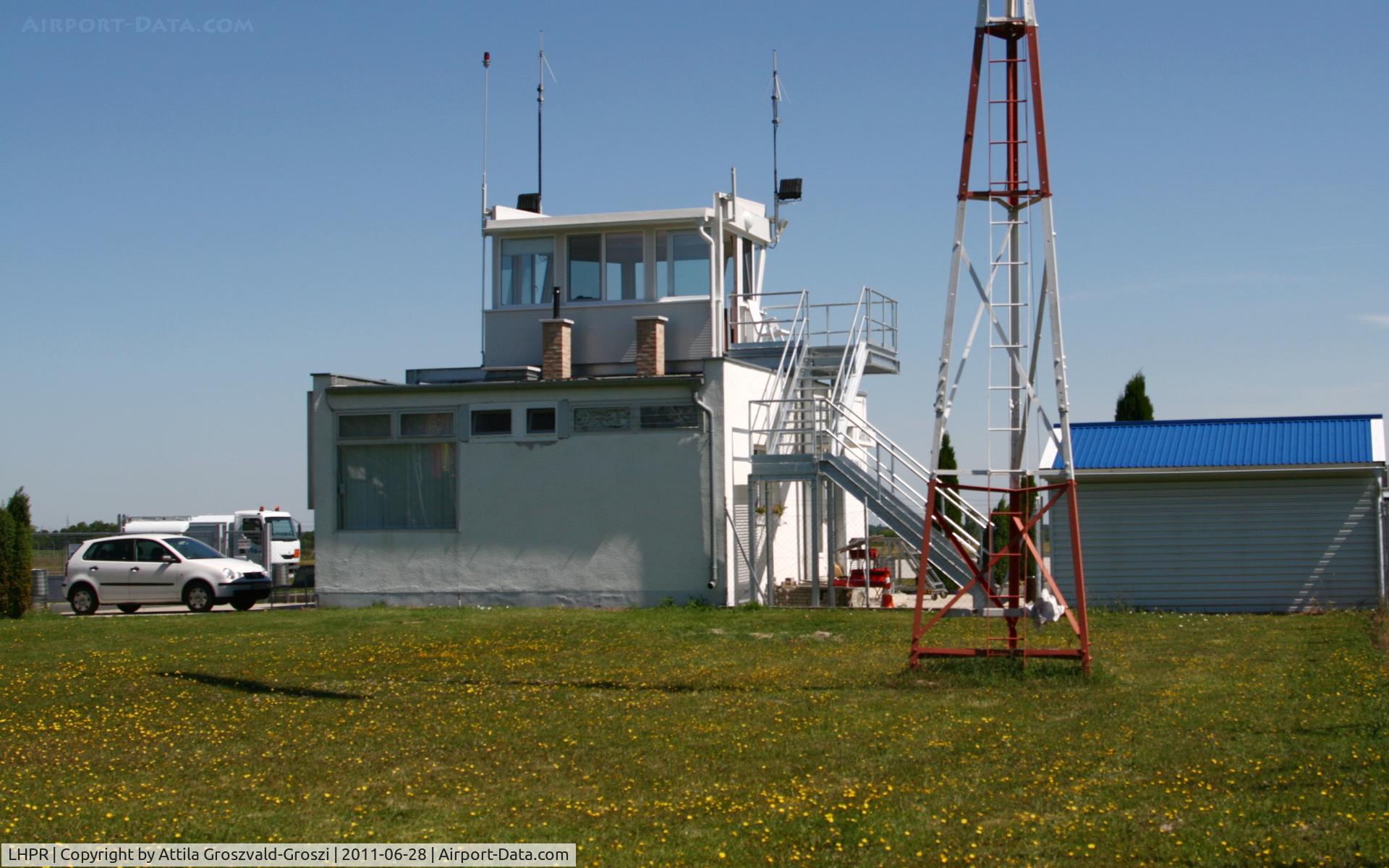 Gy?r Pér Airport, Gy?r, Pér Hungary (LHPR) - Tower