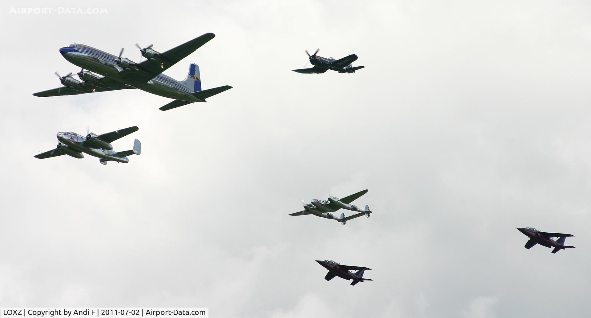 LOXZ Airport - Red Bull Family at Airpower11