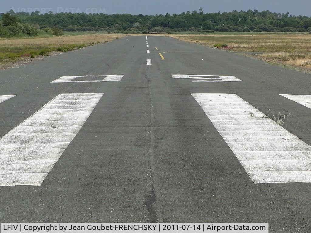 Vendays-Montalivet Airport, Vendays-Montalivet France (LFIV) - 09 à Montalivet