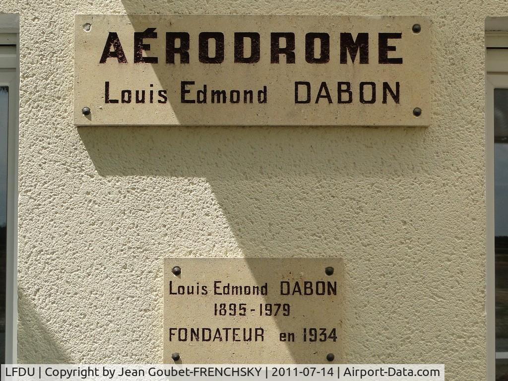 Lesparre Saint-Laurent Médoc Airport, Lesparre-Médoc France (LFDU) - plaque de l'aérodrome