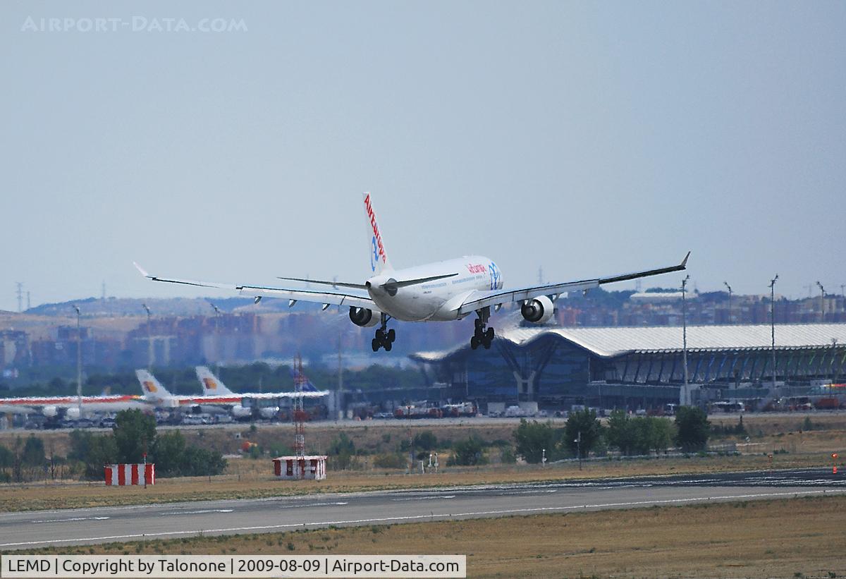 Barajas International Airport, Madrid Spain (LEMD) - before touch-down