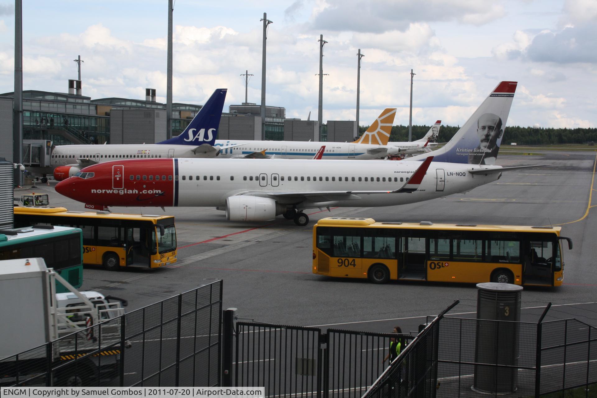 Oslo Airport, Gardermoen, Gardermoen (near Oslo), Akershus Norway (ENGM) - Norwegian route DY1550 to Budapest (BUD) is ready for push back from Gate 39 at Oslo Airport Gardermoen (OSL)