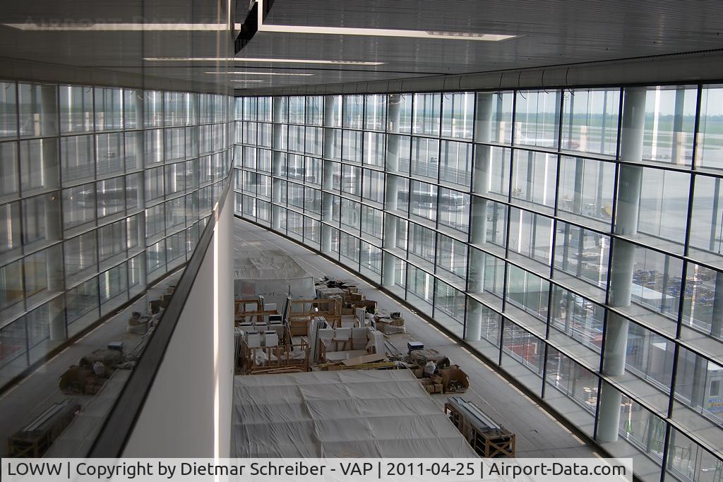 Vienna International Airport, Vienna Austria (LOWW) - Terminal Skylink