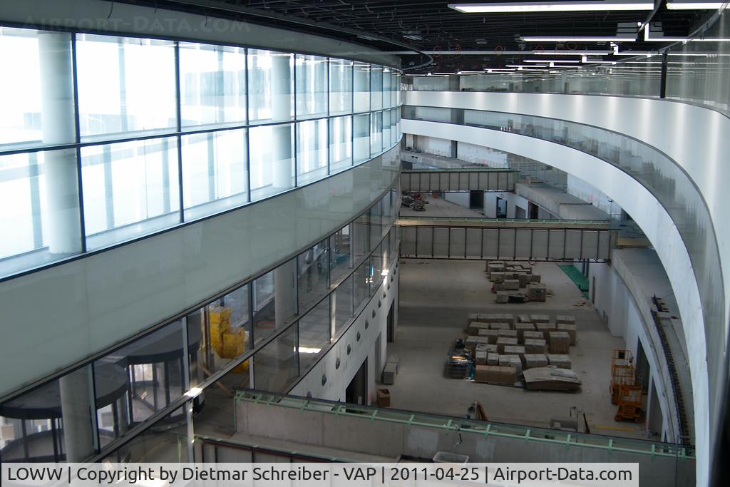 Vienna International Airport, Vienna Austria (LOWW) - Terminal Skylink