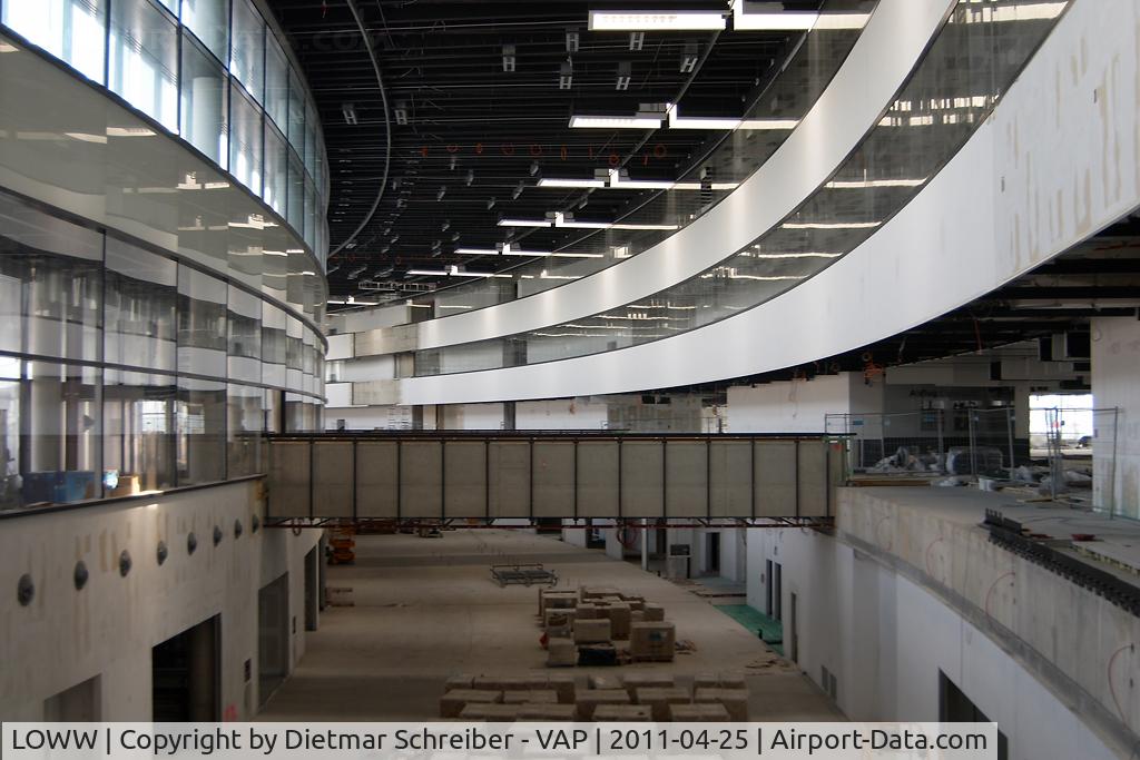 Vienna International Airport, Vienna Austria (LOWW) - Terminal Skylink