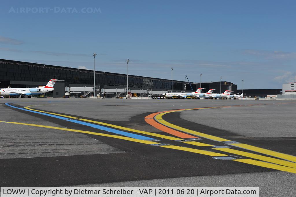 Vienna International Airport, Vienna Austria (LOWW) - Terminal Skylink