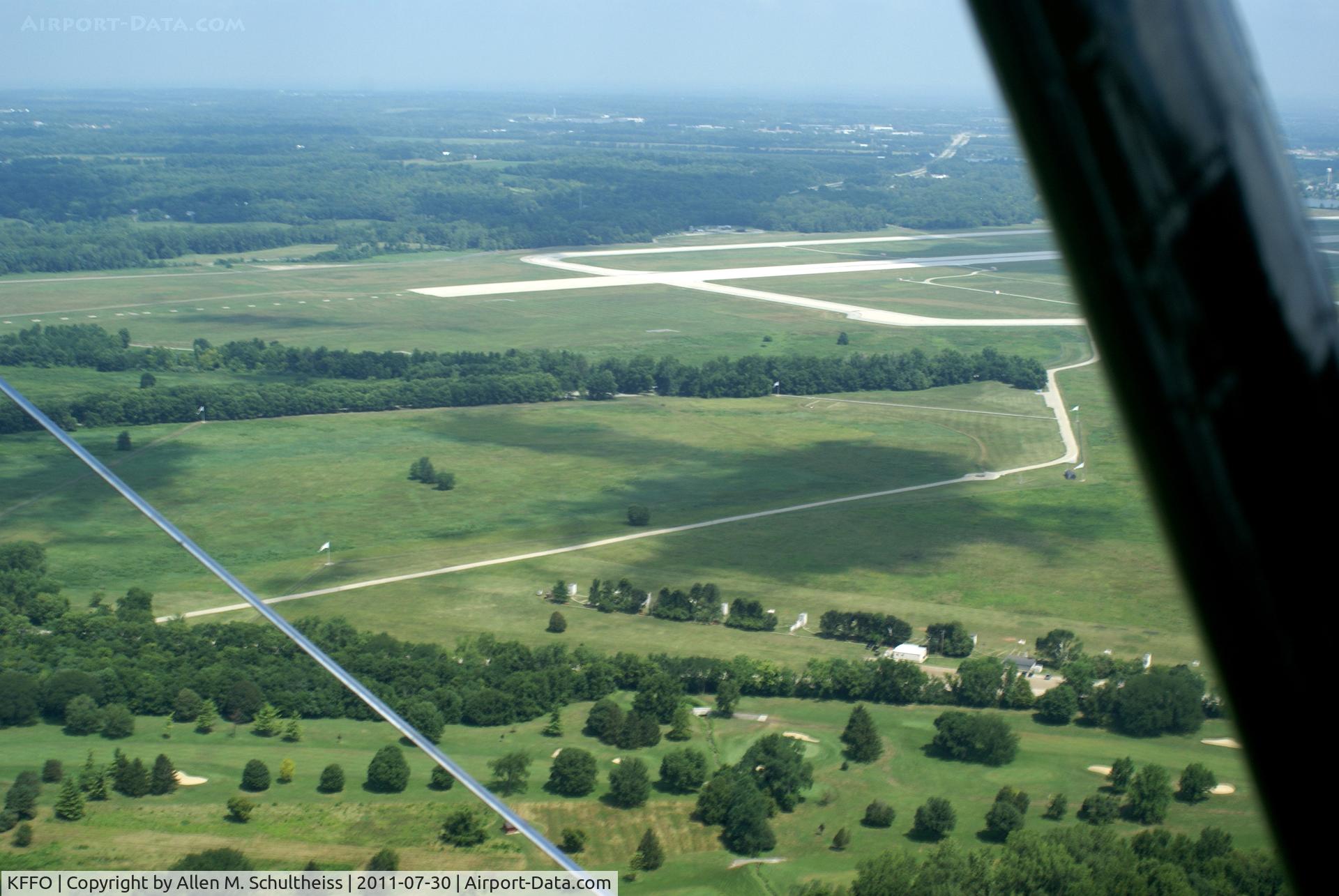 Wright-patterson Afb Airport (FFO) - Huffman Prairie located on Patterson Field.  5 white flags depict the path of the Wright Bros flying machine.

Shot from NC9119.