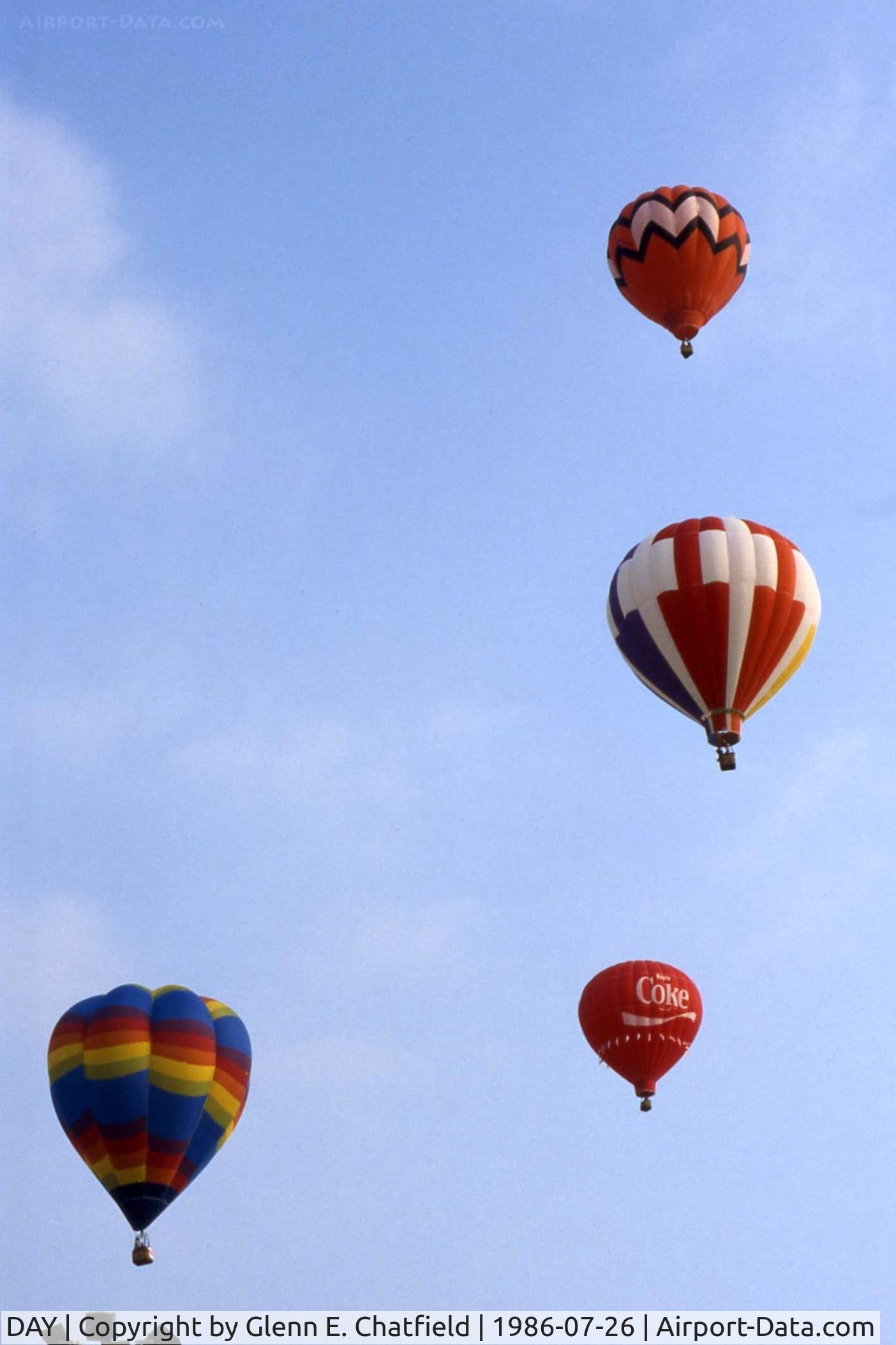 James M Cox Dayton International Airport (DAY) - Balloon flight in the morning at the Dayton Air Show