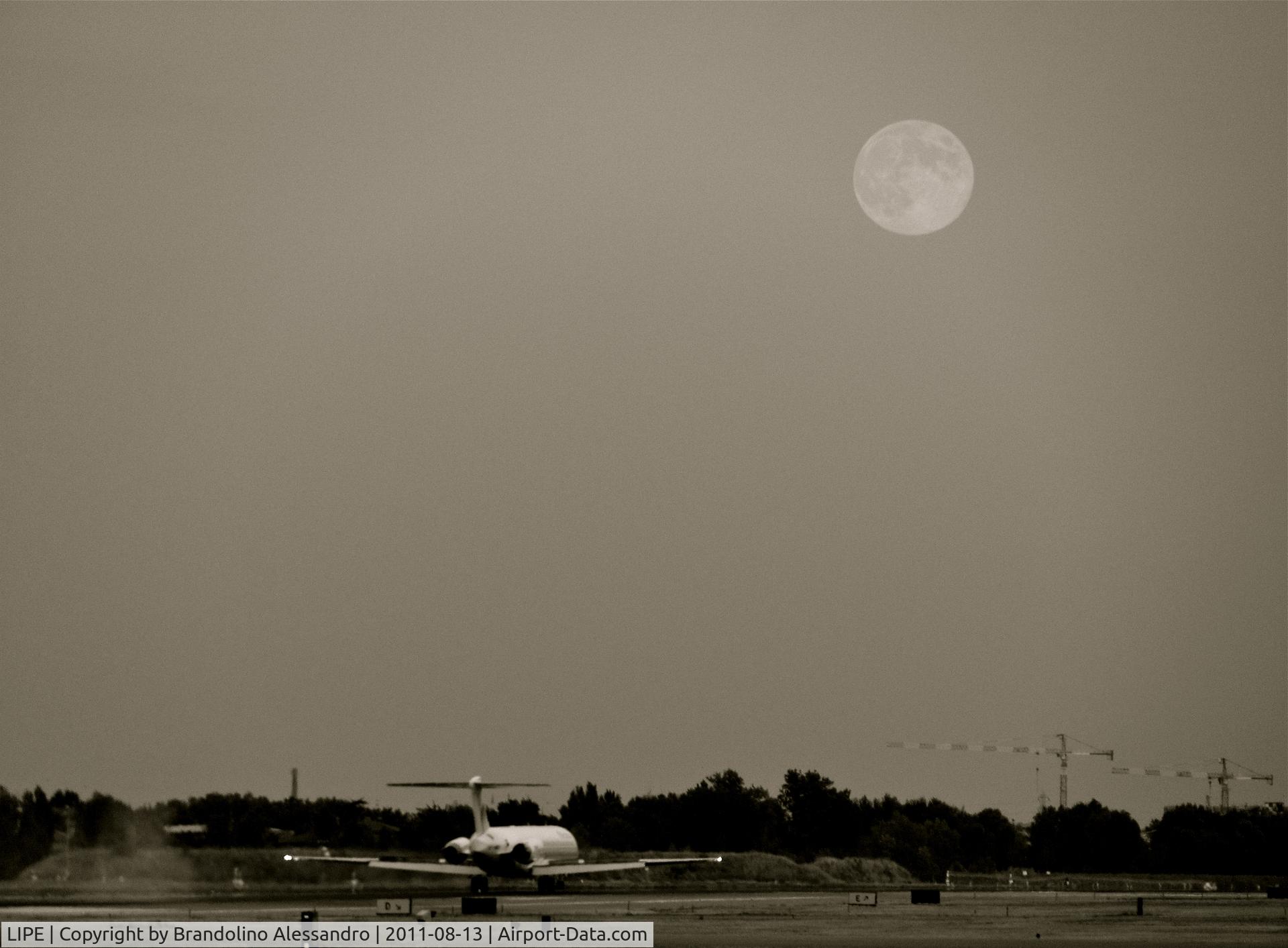 Bologna Airport (Guglielmo Marconi Airport), Bologna Italy (LIPE) - To the moon and Back!!