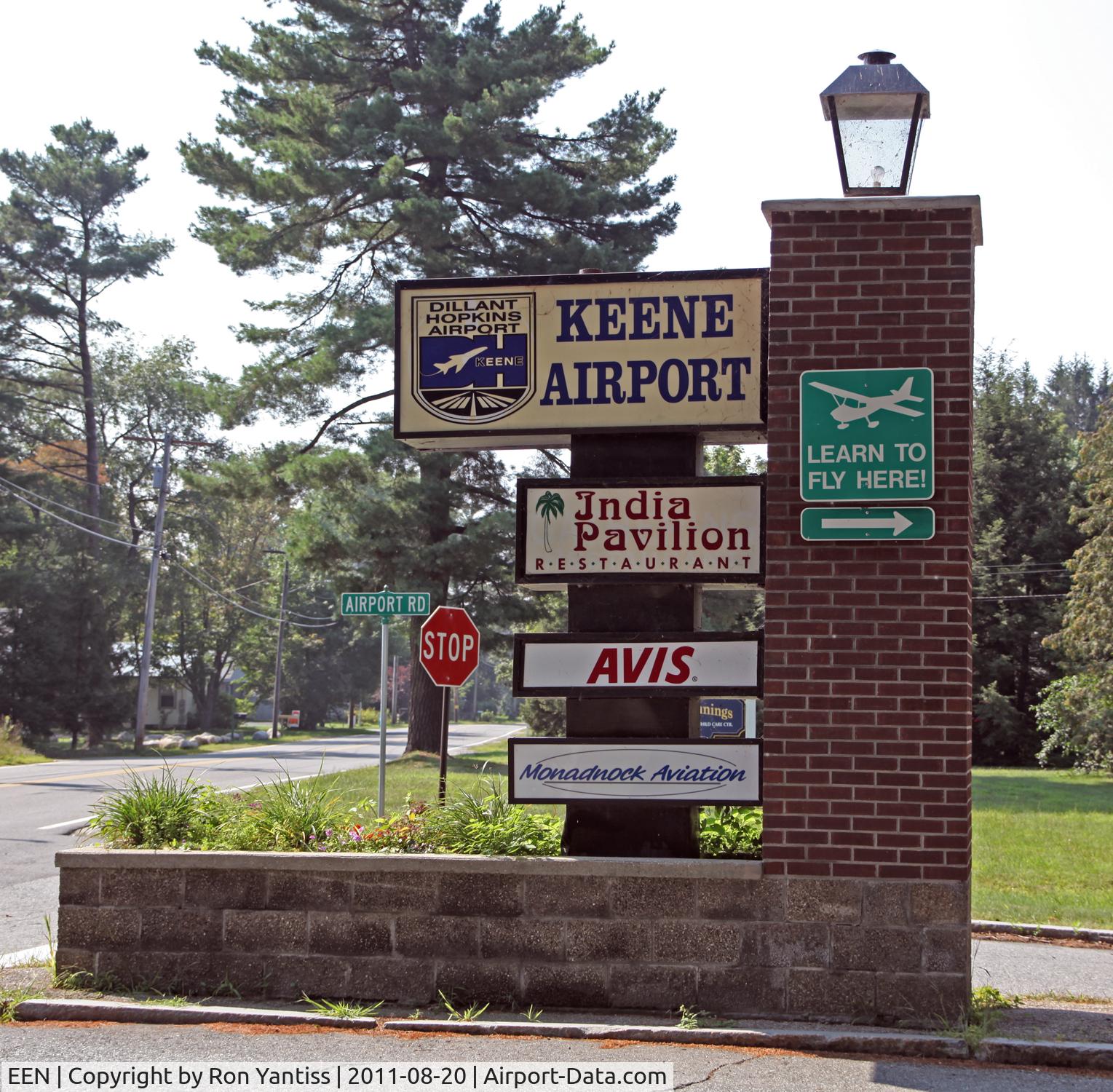 Dillant-hopkins Airport (EEN) - Entrance to the main terminal at Dillant-Hopkins Airport, Keene, NH