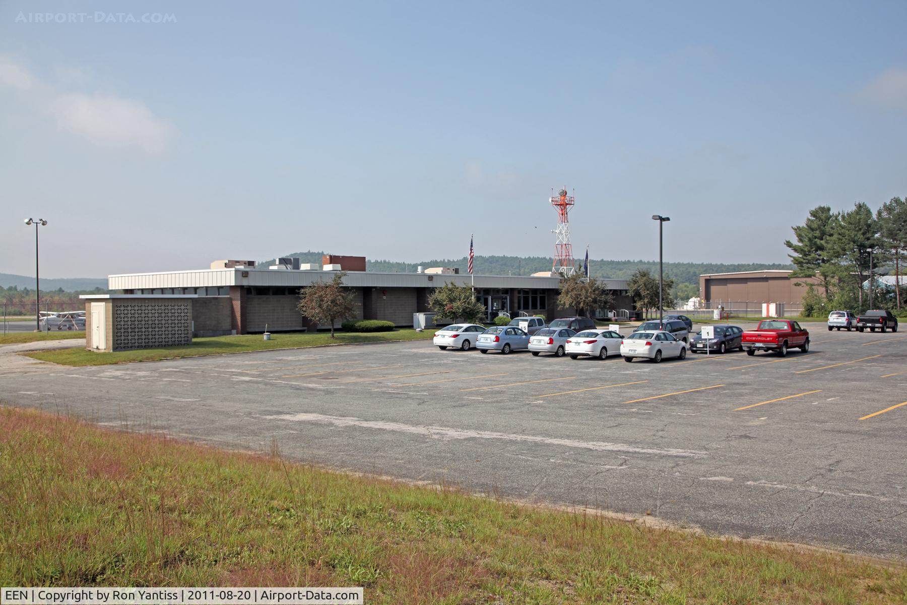 Dillant-hopkins Airport (EEN) - Terminal and parking area at Dillant-Hopkins Airport, Keene, NH