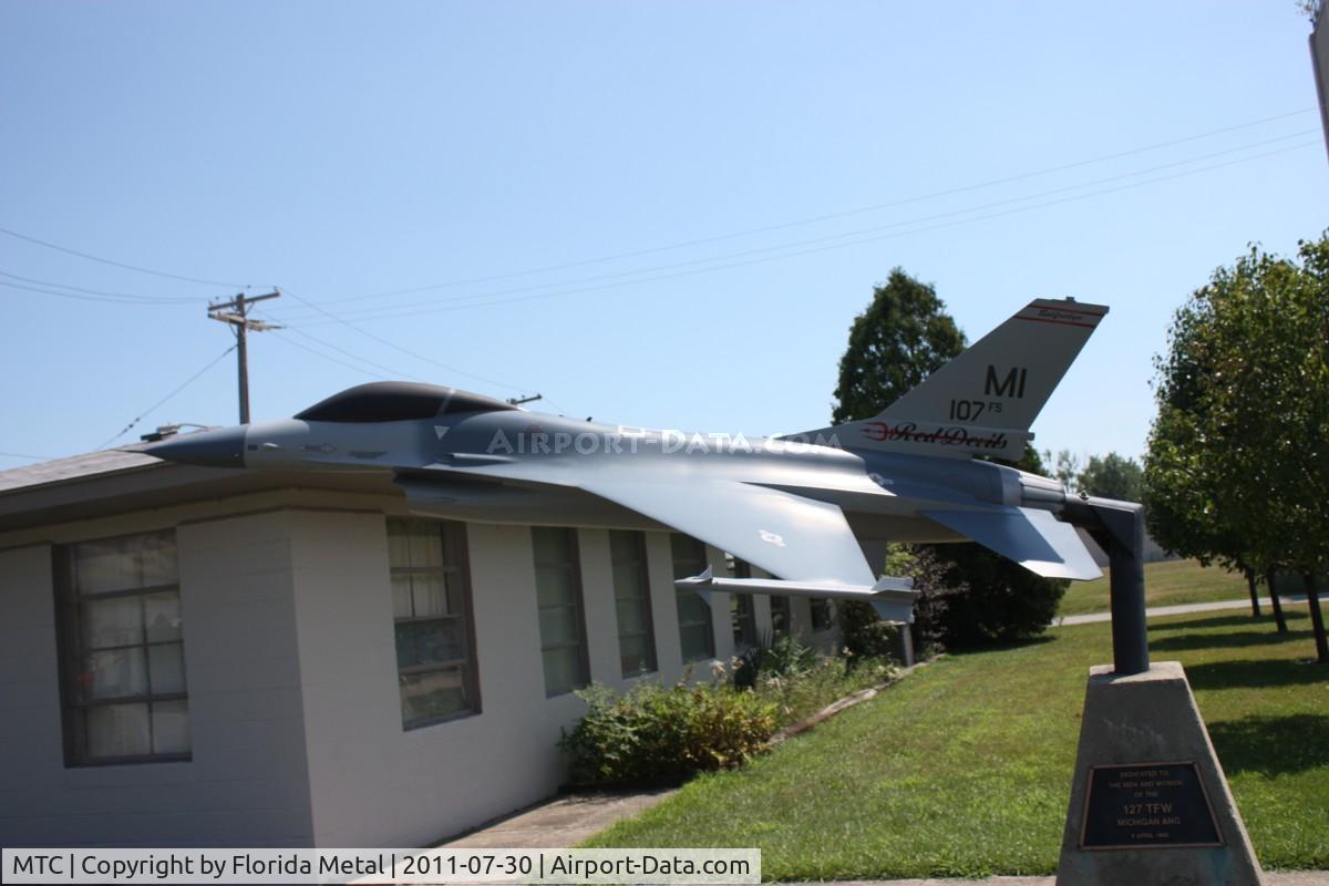 Selfridge Angb Airport (MTC) - Selfridge Air Museum