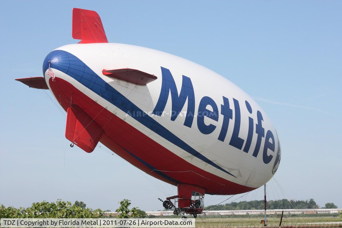 Toledo  Executive Airport (TDZ) - Melcalf Field