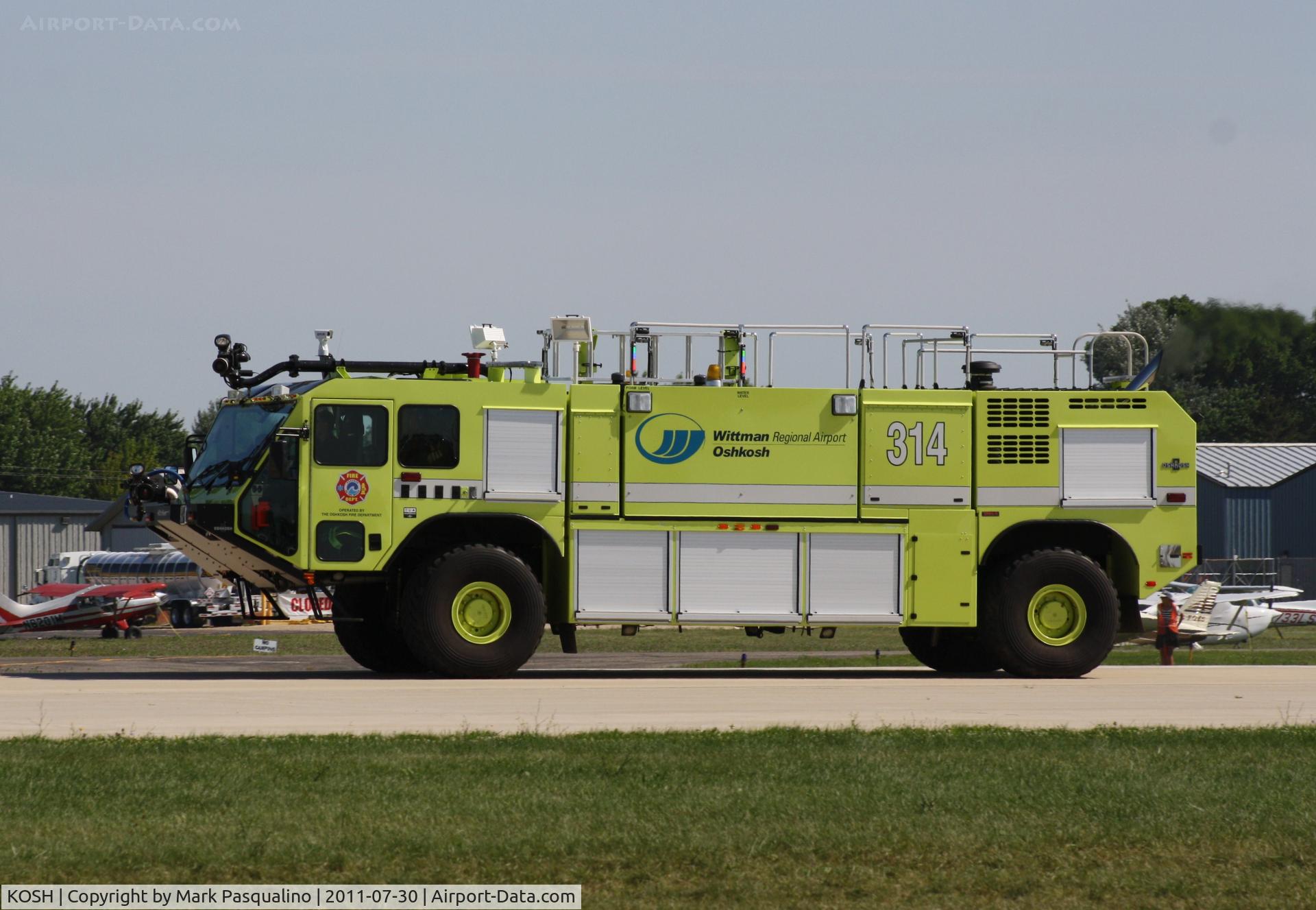 Wittman Regional Airport (OSH) - Fire/Crash Rescue