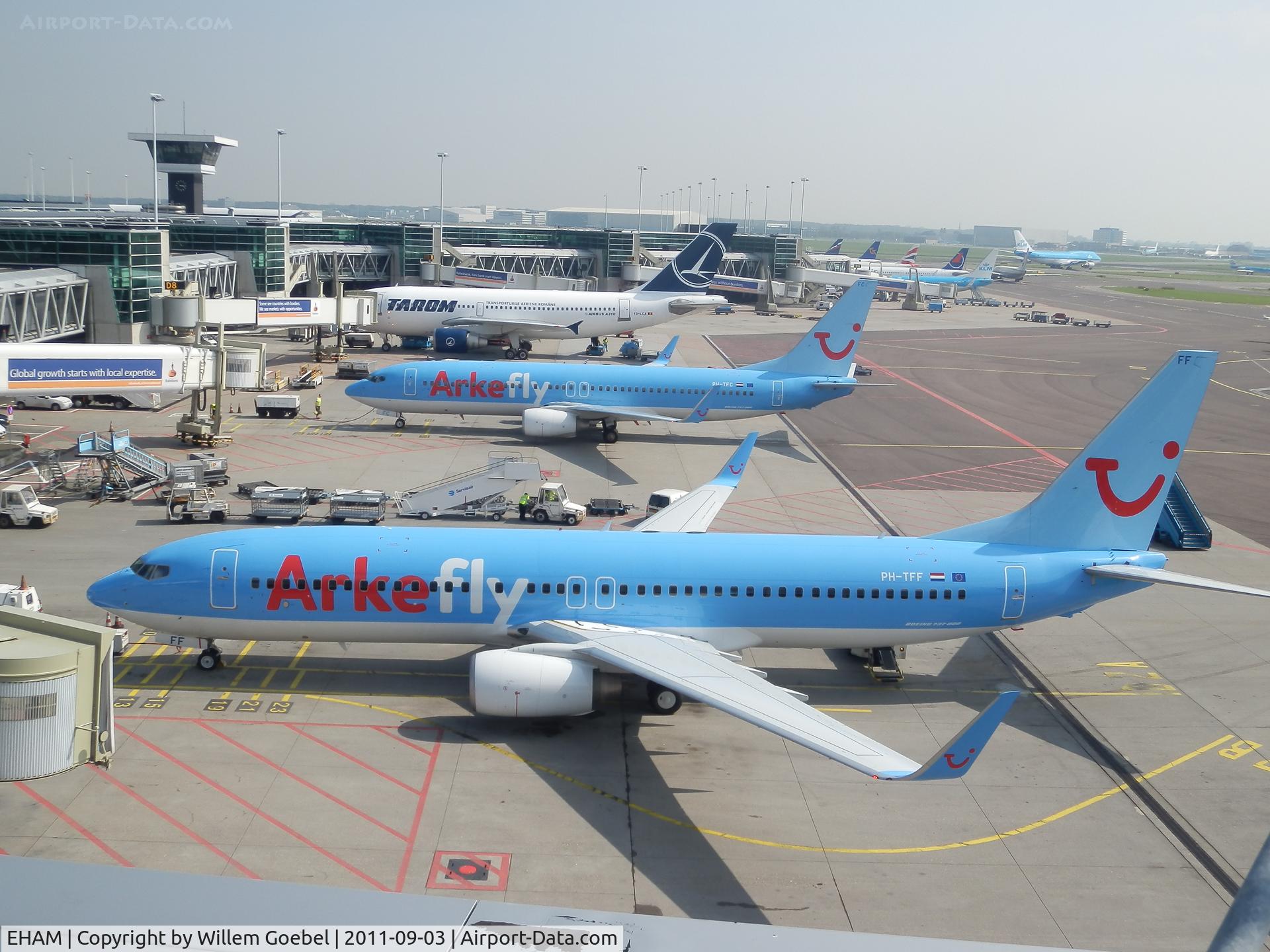 Amsterdam Schiphol Airport, Haarlemmermeer, near Amsterdam Netherlands (EHAM) - The gates off Arke  Fly