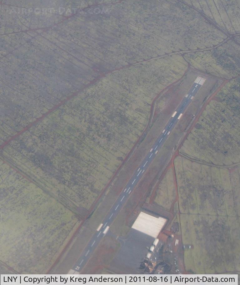 Lanai Airport (LNY) - Lanai Airport, enroute on a Hawaiian Airlines Boeing 717-200, PHNL-PHOG.