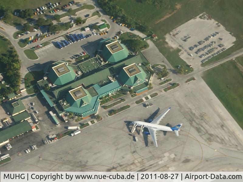 Frank País Airport, Holguín Cuba (MUHG) - Thomas Cook Airlines from Manchester
Airbus A330-243 G-MLJL