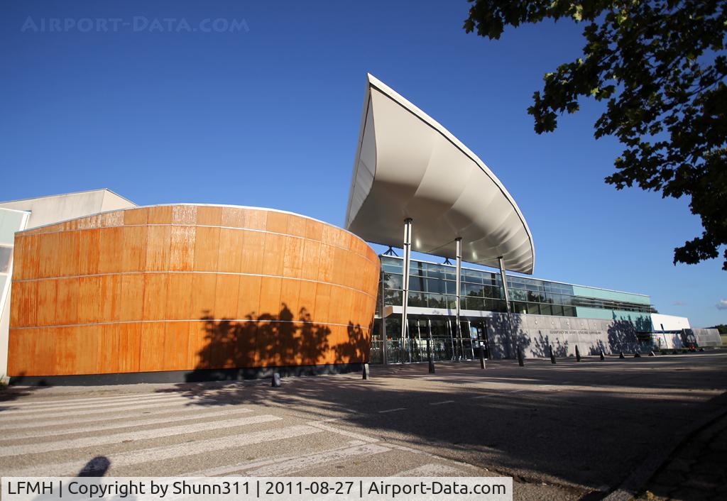Saint-Étienne Bouthéon Airport, Saint-Étienne France (LFMH) - Overview of the Terminal...