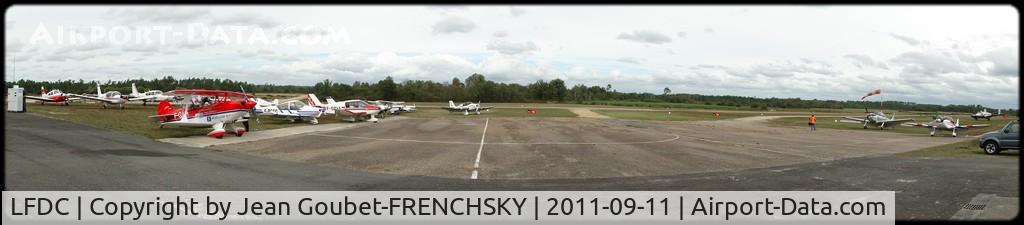 Montendre Marcillac Airport, Montendre France (LFDC) - panoramique