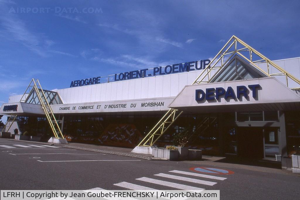 Lorient South Brittany Airport, Lorient France (LFRH) - aout 2000