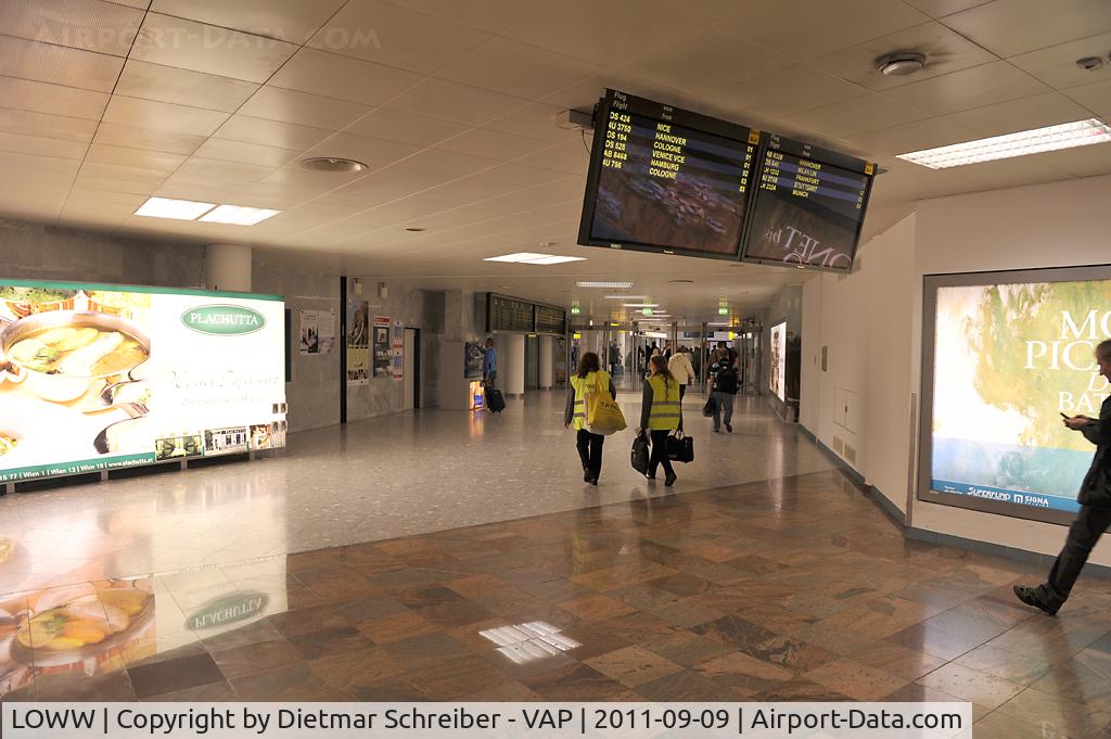 Vienna International Airport, Vienna Austria (LOWW) - Inside the terminal - baggage claim