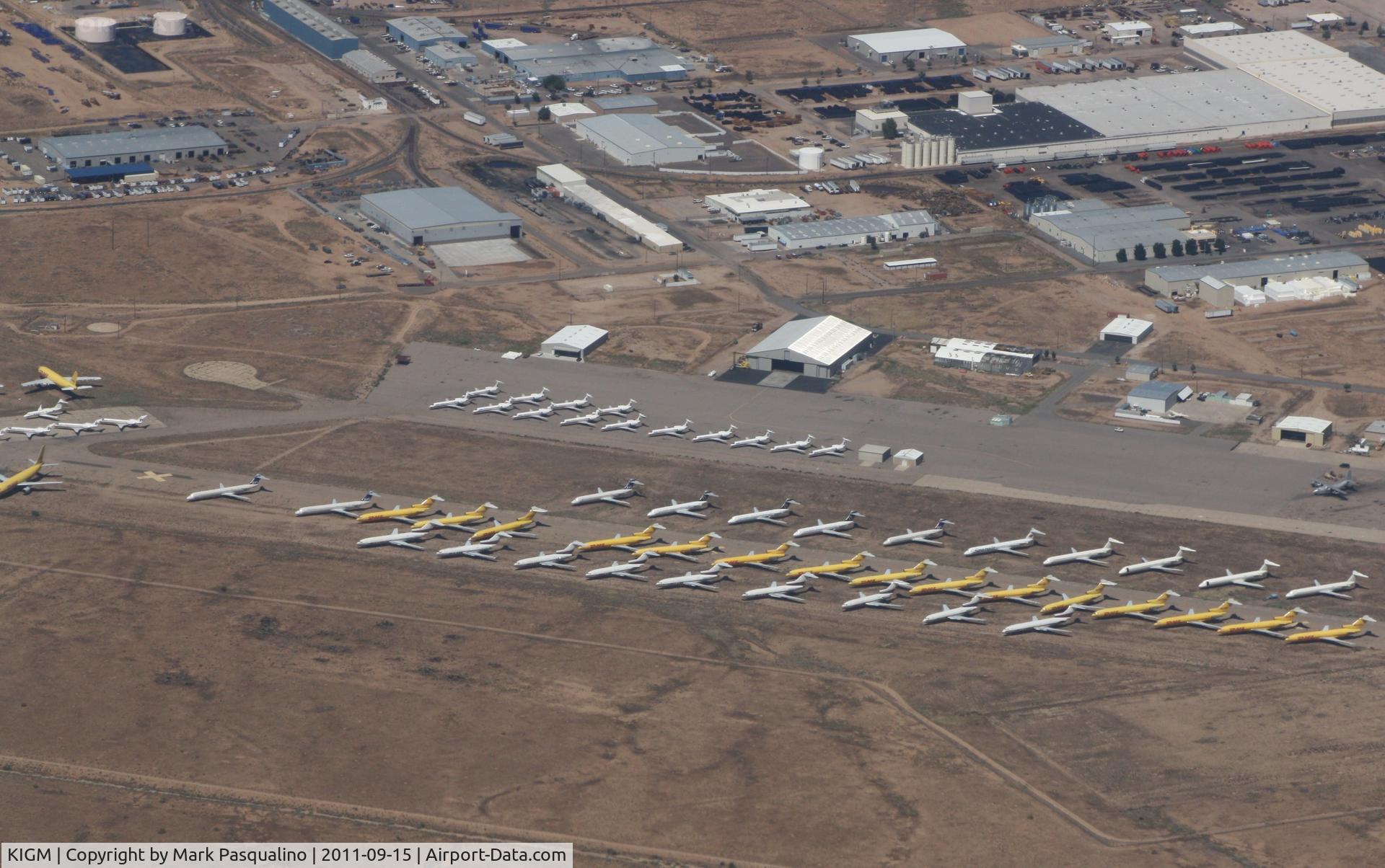 Kingman Airport (IGM) - Airliner storage Kingman, AZ
