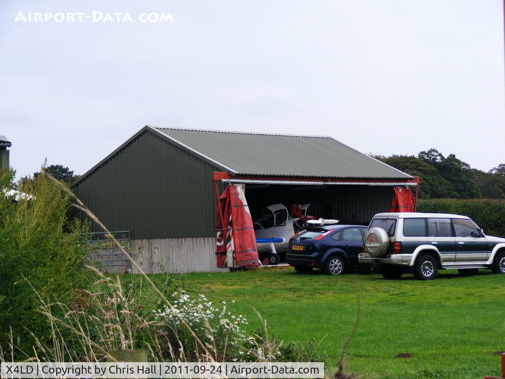 X4LD Airport - Lymm Dam-Yew Tree Farm airfield