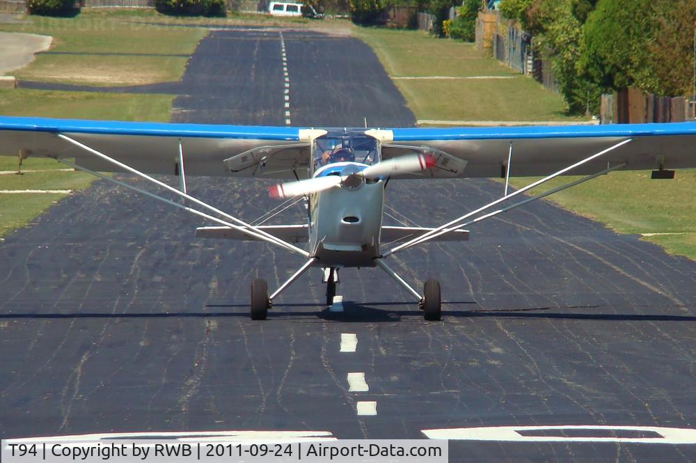 Twin-oaks Airport (T94) - Taxiing down 12, N411HT