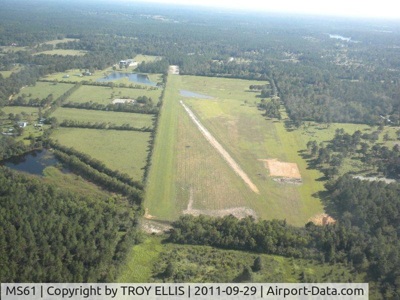Ellis Field Airport (MS61) - PRIVATE USE
985-960-6195