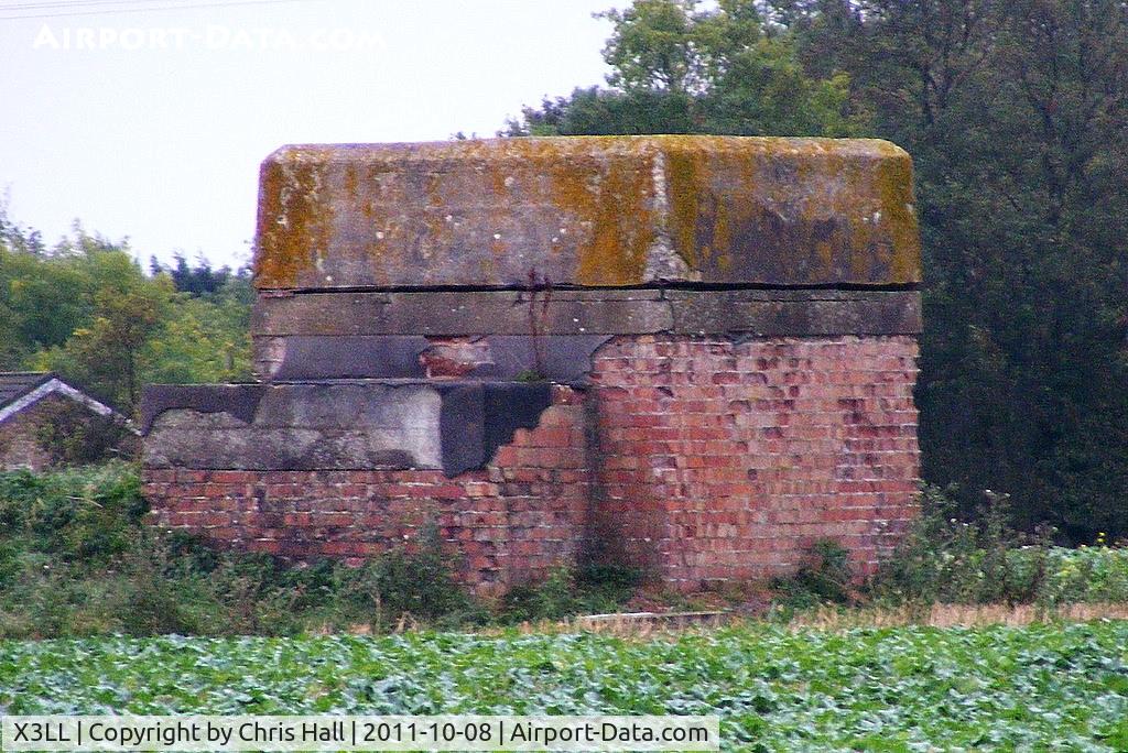 X3LL Airport - Standard 41/1008 Battle Headquarters at the former RAF Little Staughton