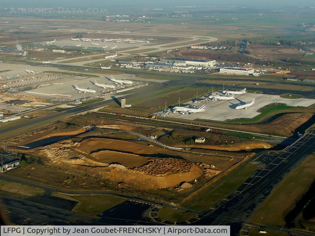 Paris Charles de Gaulle Airport (Roissy Airport), Paris France (LFPG) - CDG au nord