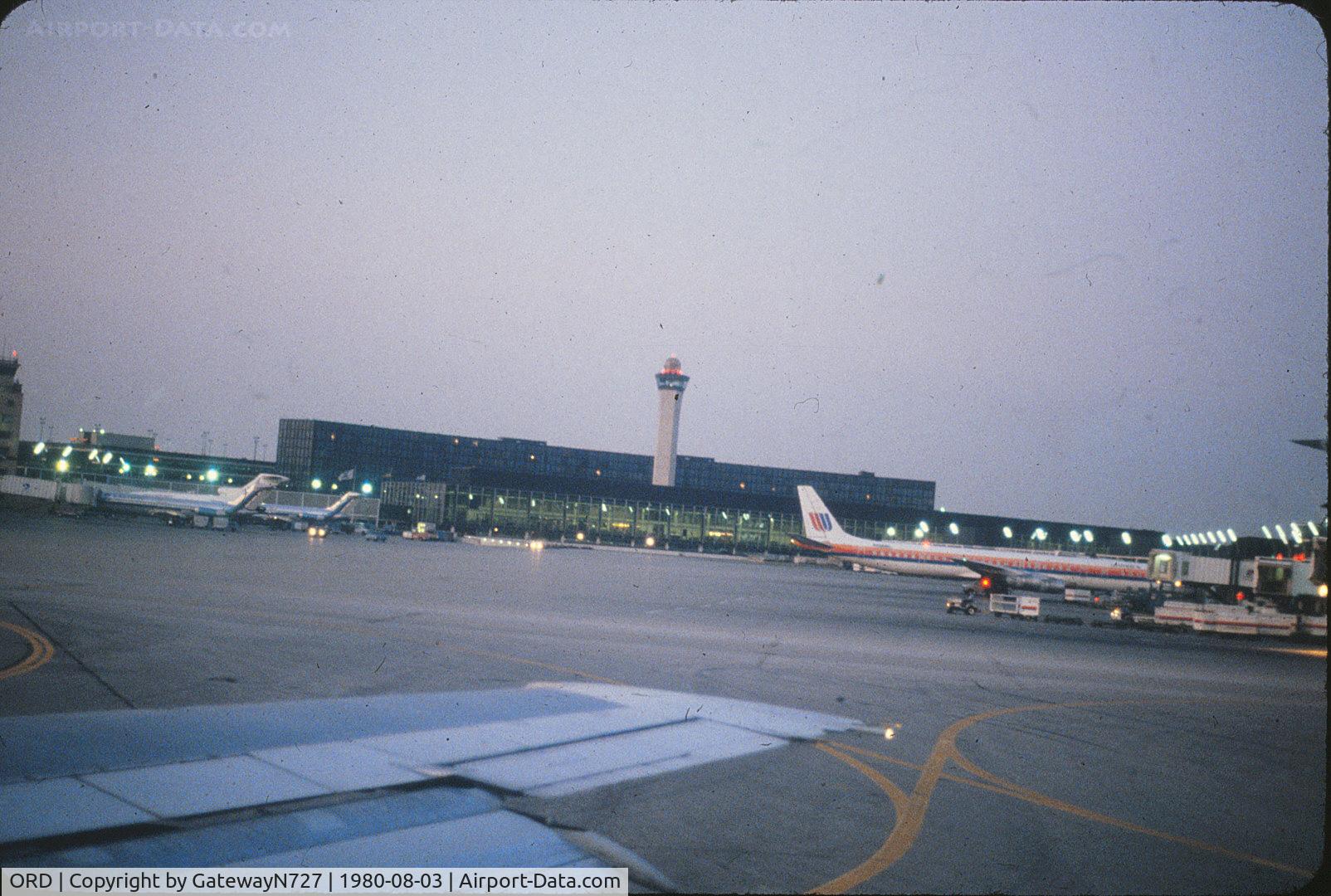 Chicago O'hare International Airport (ORD) - Taken from AA 727 N6809.