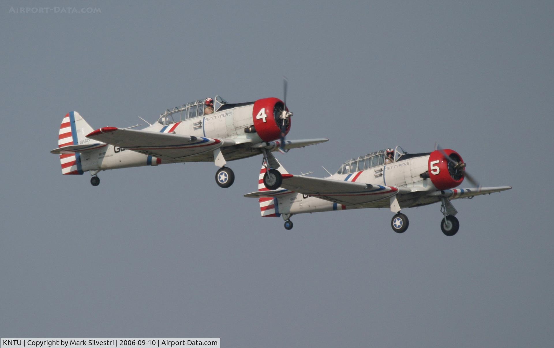 Oceana Nas /apollo Soucek Field/ Airport (NTU) - Oceana NAS 2006