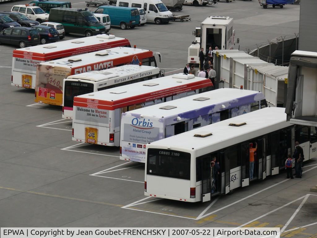 Warsaw Frederic Chopin Airport (formerly Okecie International Airport), Warsaw Poland (EPWA) - .....