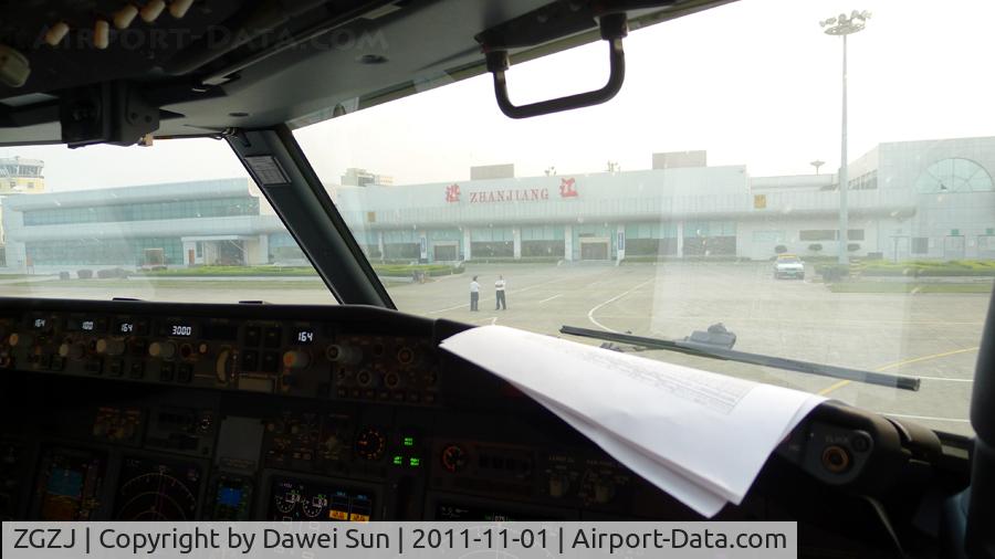 Zhanjiang Airport, Zhanjiang, Guangdong China (ZGZJ) - B-5616@ zhanjiang