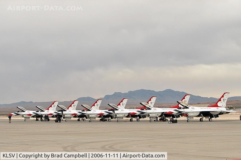 Nellis Afb Airport (LSV) - USAF Thunderbirds - Aviation Nation 2006
