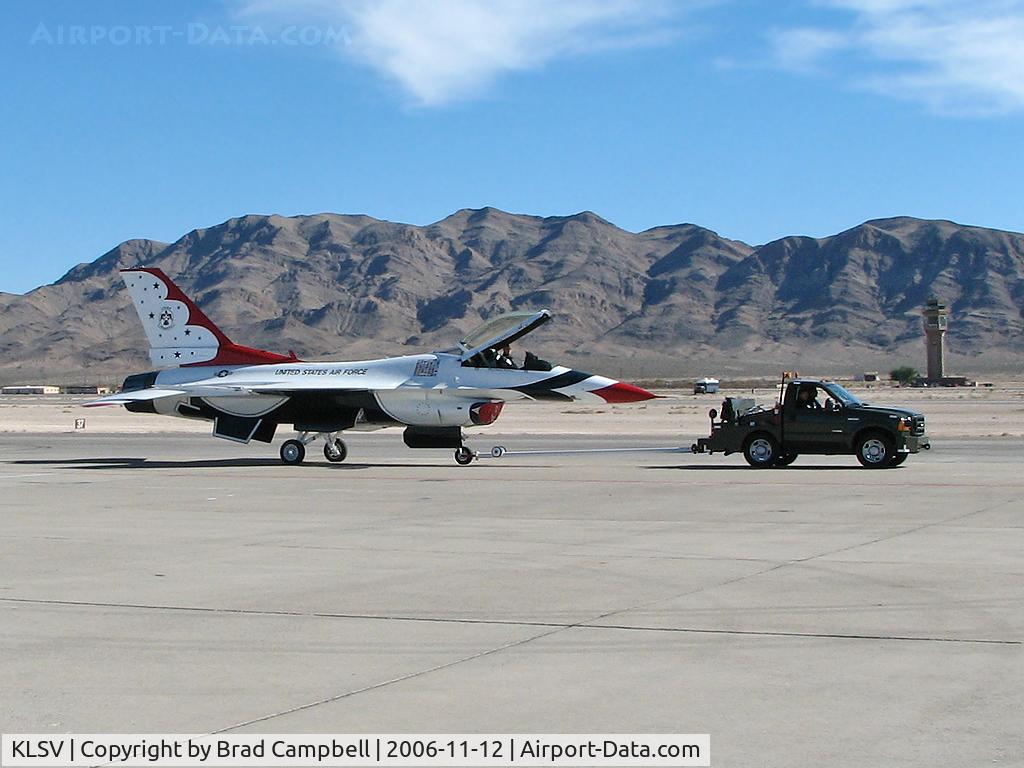 Nellis Afb Airport (LSV) - USAF Thunderbirds - Aviation Nation 2006