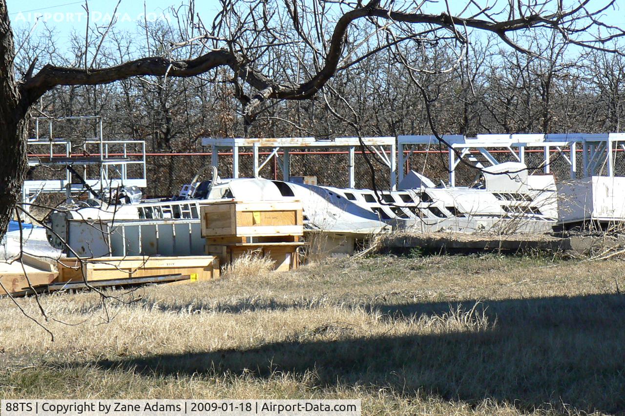 Fort Wolters Helicopters Heliport (88TS) - Unknown F-16 fuselage in a scrap yard near Mineral Wells, TX