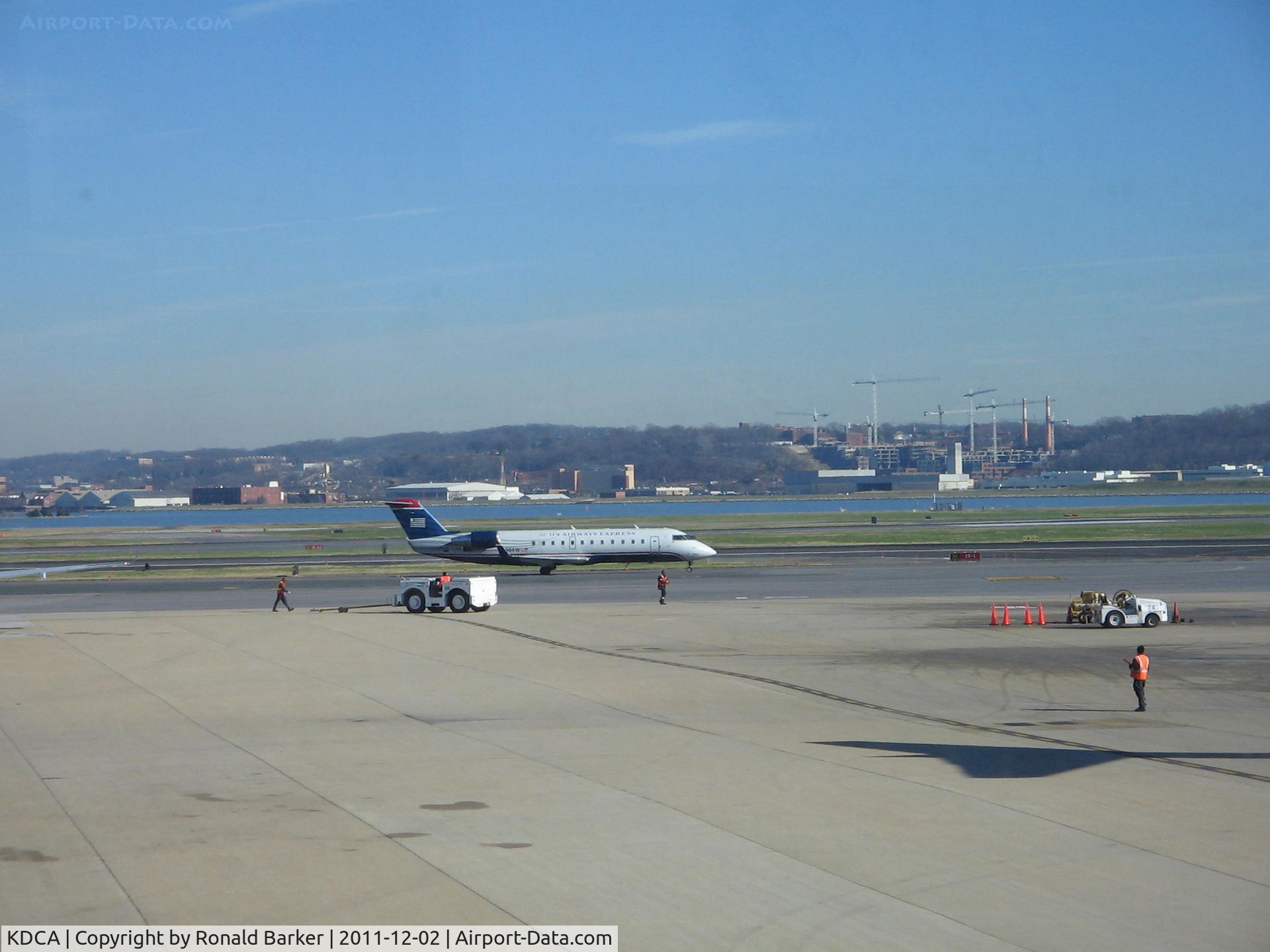 Ronald Reagan Washington National Airport (DCA) - US Air taxi National