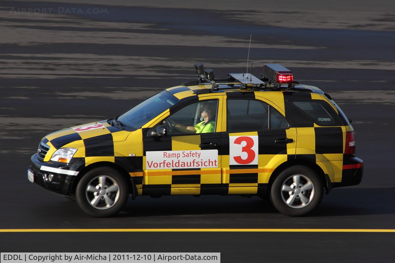 Düsseldorf International Airport, Düsseldorf Germany (EDDL) - Ramp Safety No. 3