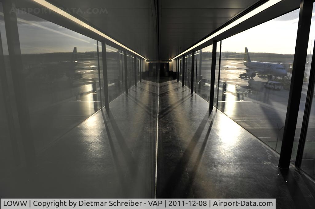 Vienna International Airport, Vienna Austria (LOWW) - Skylink Terminal