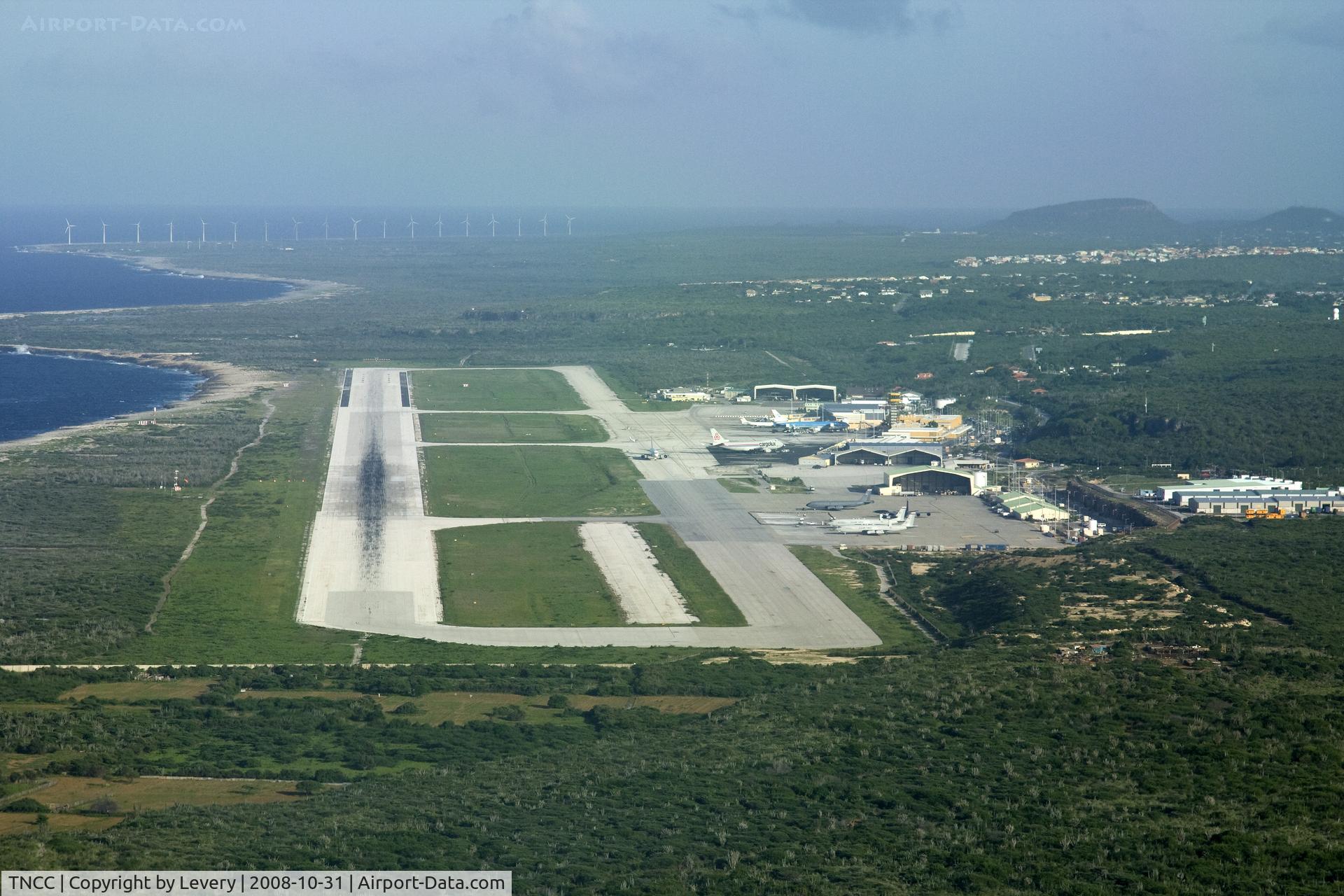 Hato International Airport, Willemstad, Curaçao, Netherlands Antilles Netherlands Antilles (TNCC) - On final to RWY 11