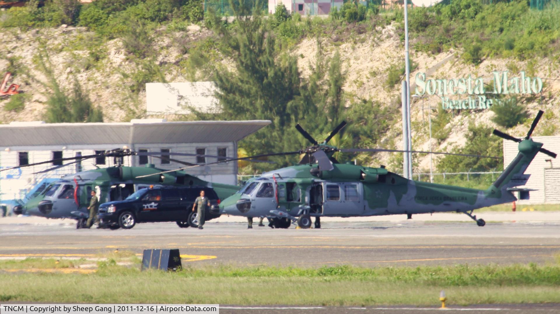 Princess Juliana International Airport, Philipsburg, Sint Maarten Netherlands Antilles (TNCM) - Choppers at TNCM