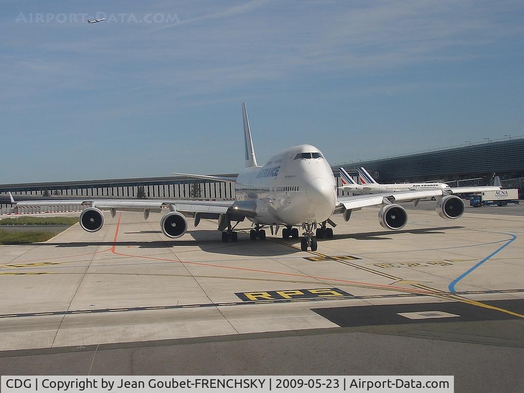 Paris Charles de Gaulle Airport (Roissy Airport), Paris France (CDG) - 747 AIR FRANCE