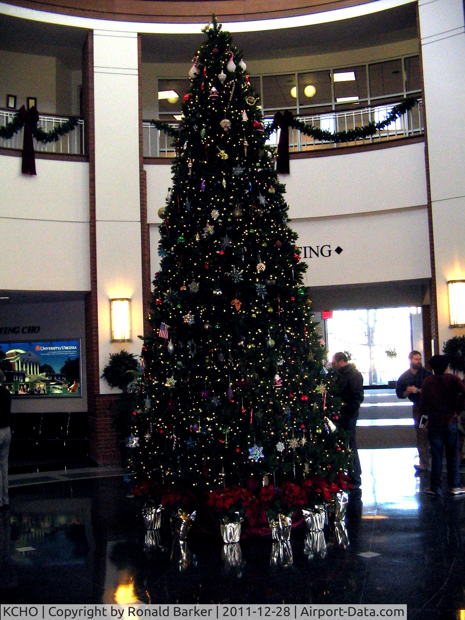 Charlottesville-albemarle Airport (CHO) - CHO Christmas tree