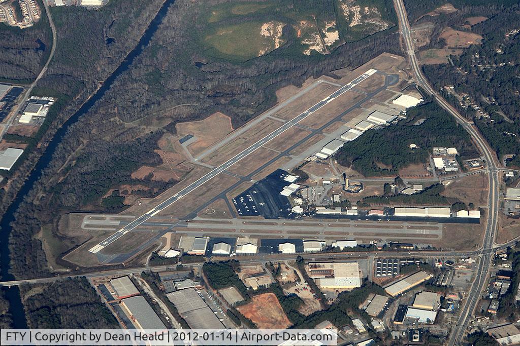 Fulton County Airport-brown Field Airport (FTY) - Fulton County Airport - Charlie Brown Field seen from Delta Air Lines 