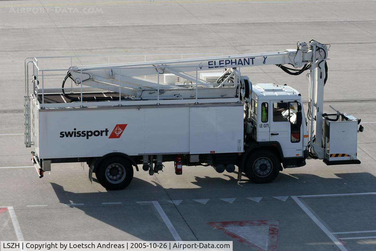 Zurich International Airport, Zurich Switzerland (LSZH) - deicing truck